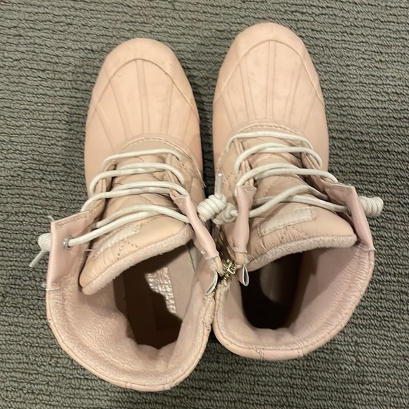 Sperry waterproof boots 9.5 - Picture 3 of 3